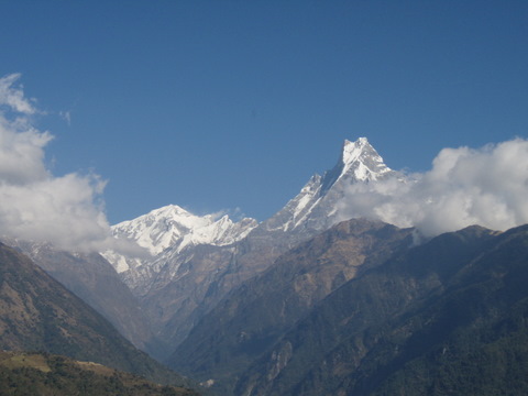 Blick auf den Machhapuchhare (6.997 m) - (c) Peter Belina